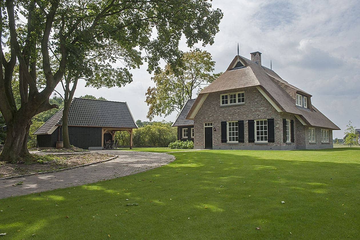 Door Bouwbedrijf Homan gebouwd landhuis in Gorssel
