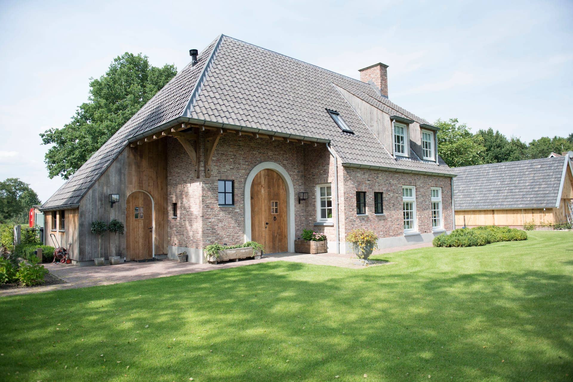 Door Bouwbedrijf Homan gebouwde villa in Enter